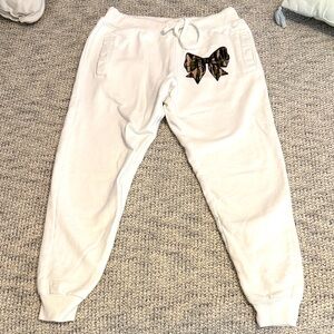 Adult White Sweatpants with Camo Bow Accent size small